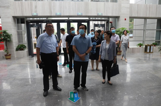 市委常委、宣傳部部長(zhǎng)任慶虎調(diào)研微山湖旅游區(qū)創(chuàng)建5A級(jí)旅游景區(qū)工作